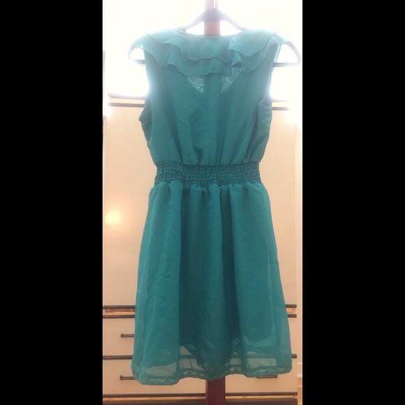 NEVER WORN - Turquoise knee length dress, ruffles - Picture 2 of 4